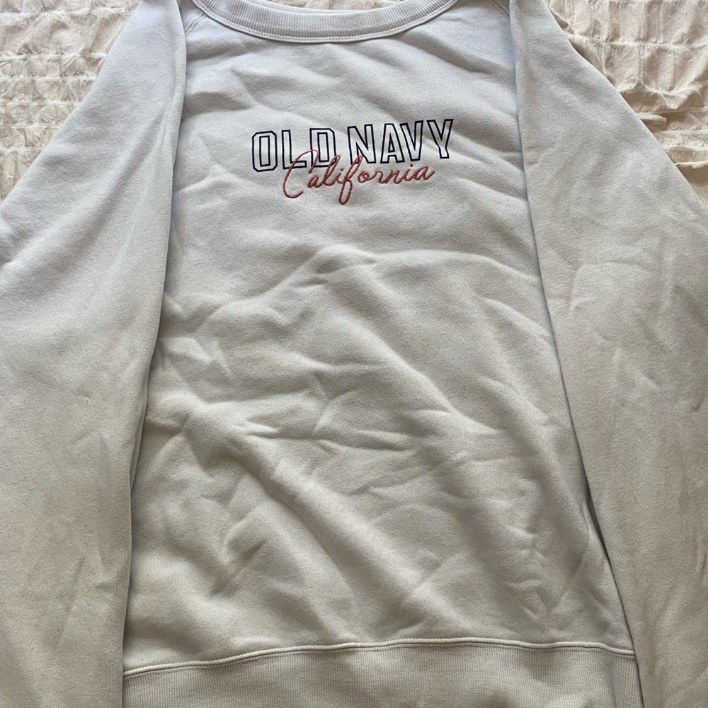 White Old Navy California Crewneck